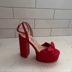 Retro Vintage Red Bow Wide Heel